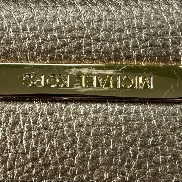 NWT Michael Kors Gold Studded Wallet - Picture 5 of 8